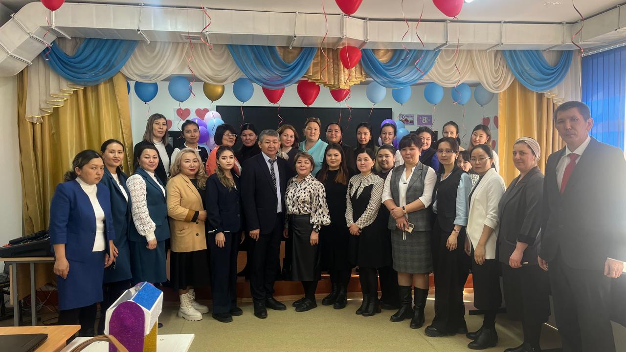 "Шет тілі сабағында инновациялық әдіс-тәсілдерді қолданудың жолдары" тақырыбындағы аудандық семинар